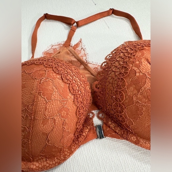 Victoria’s Secret very sexy push up front closure bra size 34B - Picture 2 of 6